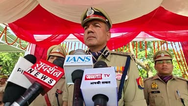 फर्रुखाबाद: रिक्रूट आरक्षियों की पासिंग आउट परेड में मुख्य अतिथि अपर पुलिस महानिदेशक उ0प्र0, एस0के0 भगत ने दी जानकारी