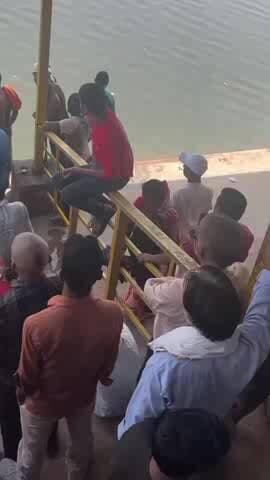 #Mathura #mein #fir #se #ek aur #hadsa #Mathura ke #Bangali Ghat per Aaj #fir se #ek aur #Anjan yuvak ki #body 26-4-2026