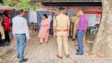 @deo_lalitpur श्री सत्यप्रकाश व #SPLalitpur
@IPSMdMustaque द्वारा प्रचलित #UPHomeGuard भर्ती परीक्षा को सकुशल एवं शांतिप...