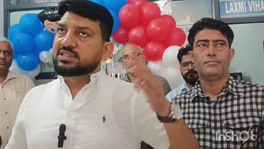 #समाजसेवी जतिन डिंडसा व उसकी टीम ने #कैबिनेट मंत्री कृष्ण बेदी के सुपुत्र एडवोकेट #गौरव बेदी के जन्मदिन के उपलक्ष मै ठ...