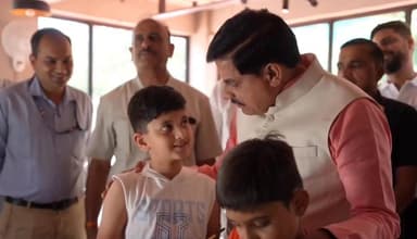 कैफे में आम अंदाज़ में नजर आए सीएम डॉ. मोहन यादव, युवाओं संग विकास पर खुली चर्चा
#MohanYadav #CMMP #Bhopal #MPNews #ManK...