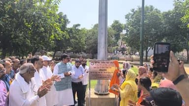 ग्रेनो के पांच सेक्टरों के 22 पार्कों में लगीं एलईडी हाईमास्ट लाइटें
------------------------
--जेवर विधायक धीरेंद्र सि...