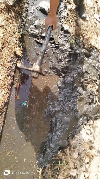 कुरवाई तहसील के अंतर्गत ग्राम पंचायत छीरखेडा में नाली की साफ सफाई निरंतर हो रही है
