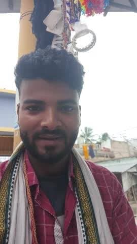 dekhiae fal ka market ka pura explore kiye Bhai agale video ke liye