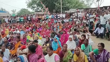 পূর্ব বর্ধমান জেলার কেতুগ্ৰাম বিধানসভা প্রার্থী সেখ শাহনেওয়াজে সমর্থনে কাজল সেখের নির্বাচনী প্রচার।