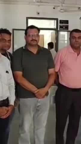 डूंगरपुर: डूंगरपुर जिले में सोमवार को खाद, बीज और कीटनाशक विक्रेताओं ने विभिन्न मांगों को लेकर एक दिवसीय सांकेतिक धरना दिया