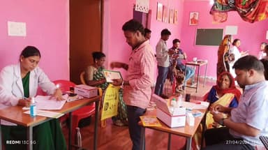 वनांचल क्षेत्र में स्वास्थ्य सेवाओं की पहुंच सुनिश्चित करने हेतु विकासखंड छुईखदान के ग्राम कुम्ही एवं नवागांव में स्वास्...