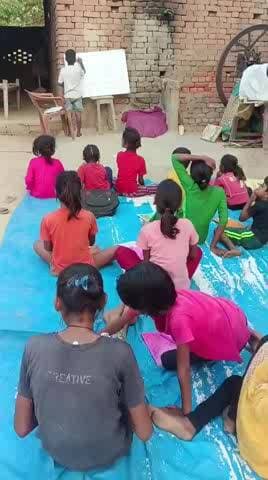 महाराजा सुहेलदेव राजभर कोचिंग सेंटर निशुल्क सेवा संस्थान चकदह टोला बेलभार।