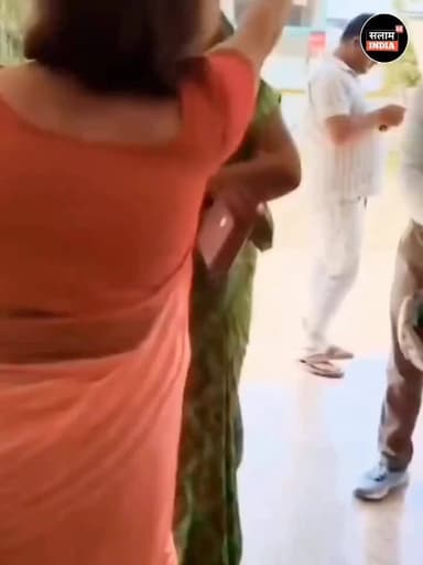 शिक्षा मे मंदिर मे गुंडागर्दी या व्यापार? #news #video #schoolnews #gundagardi #salamindia18#shorts