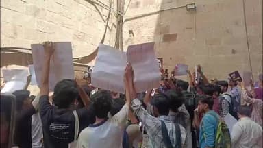 साकेत: जामिया यूनिवर्सिटी के बाहर दिल्ली पुलिस और आरपीएफ तैनात