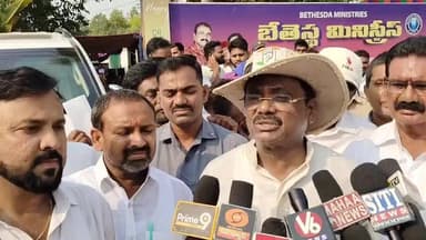 చెన్నూరు: సింగరేణి సంస్థకు చెల్లించాల్సిన కోట్ల బకాయిలనుచెల్లించాలని గతప్రభుత్వాన్ని కార్మిక సంఘాలుఎందుకు ప్రశ్నించ లేదన్న మంత్రి