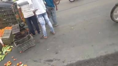 कोडरमा
तिलैया थाना क्षेत्र अंतर्गत महाराणा प्रताप चौक के समीप सब्जी लदा ऑटो पलटा
#jharkhandupdates #KodermaNews #Jharkh...