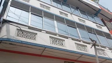 मोकामा वार्ड नंबर 15 गणेश सिंह के घर में 5 लाख कैश 5 भर सोना और एक स्मार्ट फोन की चोरी।
#Mokama #AnantSingh