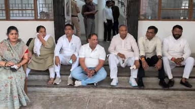 जिला योजना बैठक में बवाल: विपक्ष का हंगामा, बुकलेट फेंकी
#indiakhabar9
#roorkee_breaking
#PradeepBatra
#policeprashasa...