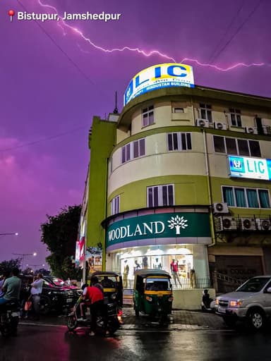 Jamshedpur's weather today got us😍♥️
A sudden rain & thunderstorm litting up the mood of the steelcity 😍
#jamshedpur #...