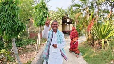 নিজের কেন্দ্রে ভোট দিলেন সাগর বিধানসভার তৃণমূল কংগ্রেসের প্রার্থী বঙ্কিমচন্দ্র হাজরা।।