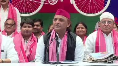 नाम बदलने वालो का बंगाल में नाम बदल गये, पता नहीं किसका नाम है 'छोटा फैंटा'
- अखिलेश यादव
#AkhileshYadav #UP #NewsUpdat...