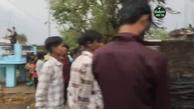 मऊ: आंधी के बीच हरदसपुर मार्ग पर लगी भीषण आग, घर-सामान समेत पशु और बाइक जलकर राख
#मऊ #आगजनी #हरदसपुर #सरायलखंसी #ताजा_खब...