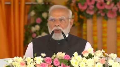 #Live : PM Modi ने हरदोई से दिया बड़ा संदेश, गंगा एक्सप्रेस-वे का भव्य उद्घाटन*
#GangaExpressway #PMModi #Hardoi #UPNew...
