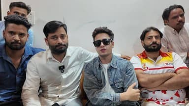 फॉर्म रिजेक्ट की चर्चाओं के बीच इंस्टाग्राम इंफ्लुएंसर दानिश पहुँचे—आरिफ़ ख़ान को दिया समर्थन!
#SikarSandesh #RajasthanN...