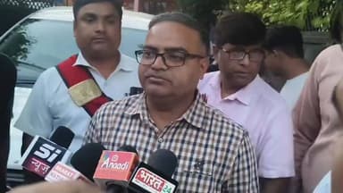 #शंकरगढ़ में #भ्रष्टाचार' पर #प्रशासन का #सर्जिकल स्ट्राइक: #ADM नगर ने खुद कराई बोरवेल की खुदाई, #EO को लगाई कड़ी #फटकार...