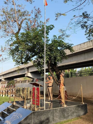 #महाराष्ट्र_दिन | १ मे महाराष्ट्र दिनानिमित्त पोलीस अधीक्षक कार्यालय,अकोला येथे मा.पोलीस अधीक्षक @archit.59 यांच्या हस्त...