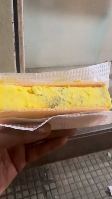 Ice-cream Sandwich while wandering on Mumbai roads😍😋😋
For more yummy 😋 content
Follow @noidafoodiemoodie
@noidafood...