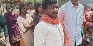 मिशन विद्यालय के हॉस्टल से भागी चौथी की छात्रा- जंगल में रोती मिली, दुबारा घटना से स्कूल पर उठे गंभीर सवाल ।
#JharkhandN...