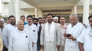 कौरव समाज ने मुख्यमंत्री की टिप्पणी पर जताई आपत्ति, कार्रवाई की मांग राज्य पाल के नाम दबोह थाना प्रभारी को सौंपा ज्ञापन