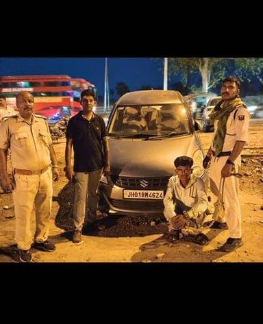 रजौलीजांच चौकी पर भारी मात्रा में शराब बरामद किया गया