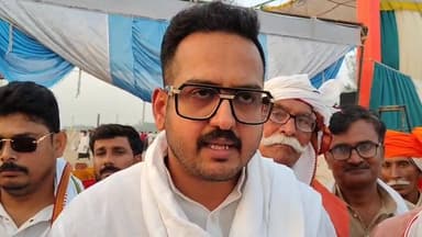 #रेवतीपुर क्षेत्र में रविवार को देर शाम अति प्राचीन मेला व रामलीला समिति के तत्वावधान में #नौली गांव में भव्य चेतक दौड़ ...