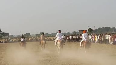 #रेवतीपुर क्षेत्र में रविवार को देर शाम अति प्राचीन मेला व रामलीला समिति के तत्वावधान में #नौली गांव में भव्य चेतक दौड़ ...