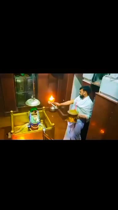 *#सेमराधनाथ #विजयतेतराम*
#भदोही के सरकार *सेमराधनाथ धाम* 03/05/2026 सेमराधनाथ धाम पालकी सेवा समिति अध्यक्ष योगेश सिंह