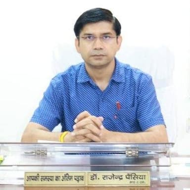 मुरादाबाद
बड़ा प्रशासनिक बदलाव
जिलाधिकारी अनुज सिंह बनाए गए मुख्यमंत्री के विशेष सचिव
संभल के डीएम राजेंद्र पेसियां हों...