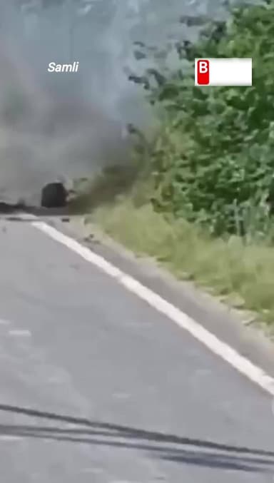 सामली वाइक में अचानक आग, ड्राइवर ने बचाई कुद कर जान, #fire #news #bike #samlinews