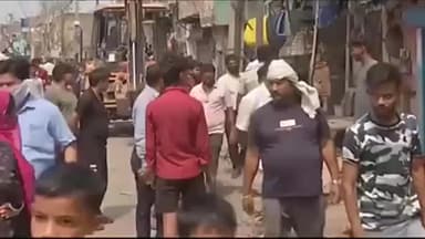 अलीपुर: दिल्ली नगर निगम की अवैध ढाबों के खिलाफ बड़ी कार्रवाई