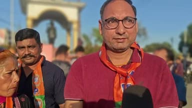 नदी, जंगल, पर्वत गाए, विकास की गंगा बहती जाए, हर दिल बोले बारंबार — 👉 फिर से धामी सरकार ।