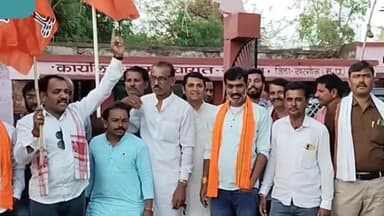 सेगांव: *सेगांव: बीजेपी की जीत पर कार्यकर्ताओं में जश्न का माहौल, जालमुड़ी बांटकर मनाई खुशी* #सेगावन्यूज़ #बंगाल #भाजपा #भाजपाई