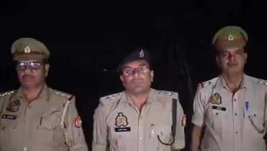 #HardoiPolice
थाना टडियावां पुलिस टीम द्वारा लूट की घटना से संबंधित 25000 रुपए का ईनामियां 01 शातिर अभियुक्त को पुलिस म...