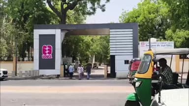 પાટણ શહેરમાં વીજ કંપનીએ ગ્રાહકના હોશ ઉડાવી દીધા,₹3,500 ને બદલે 8.23 લાખનું બિલ પકડાવ્યું