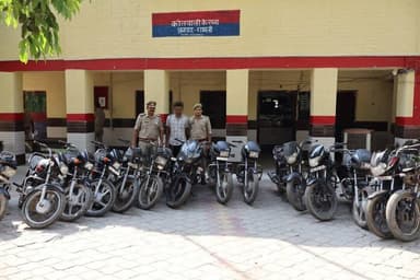 #ShamliPolice
थाना कैराना पुलिस द्वारा वाहन चोरो के विरुद्ध कठोर कार्यवाही करते हुये चोरी करने वाले अंतर्राज्यीय गिरोह ...