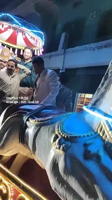 बारात का सीजन उफान में , ऊपर से बरसात जैसा मौसम , 15 May के बाद आएगी बारात में कमी