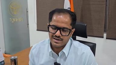 उत्तर प्रदेश में प्रारम्भ हुई स्वगणना से संबंधित जिलाधिकारी श्री पुलकित गर्ग की बाइट।
#चित्रकूट_पब्लिक_up_tak