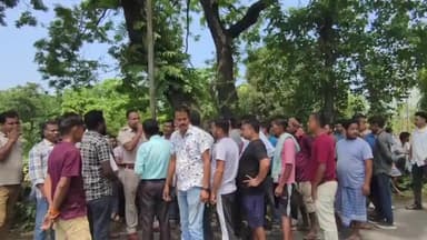 কুমারগ্রাম: পূর্ব নারারথলিতে আগুনে পুড়ল BJP কর্মীর বাইকের গ্যারেজ, এলাকায় চাঞ্চল্য