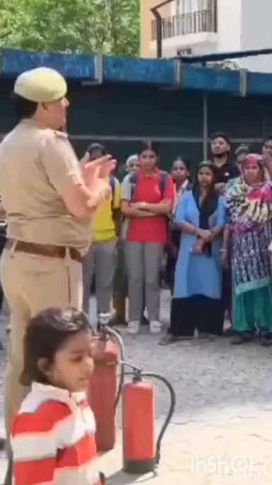 गाज़ियाबाद: जिले में अग्नि सुरक्षा जागरूकता अभियान, सोसाइटी और होटल में फायर सिस्टम की की गई जांच