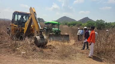 ధర్మారం: బొమ్మరెడ్డిపల్లి మంత్రి ఫిర్యాదుతో కబ్జాకు గురైన ప్రభుత్వ భూమిని ప్రభుత్వ ఖాతాలోకి: జిల్లా కలెక్టర్ కోయ శ్రీ హర్ష