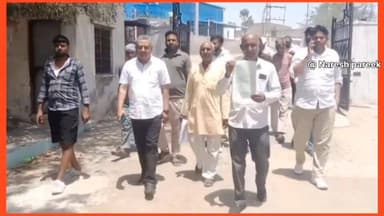 सरदारशहर SDM, तहसीलदार और पटवारी पर एक्शन की मांग.. DM से मिला प्रतिनिधिमंडल..
#vidioreelsシ #fyiシ゚viralシ #4समाचार #publ...