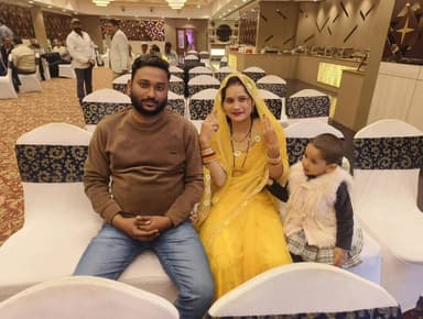 सफर खूबसूरत है क्योंकि हमसफर तुम हो।
शादी की सालगिरह की बहुत बहुत बधाई हो प्रिय।
#anniversary
#anniversarycelebration