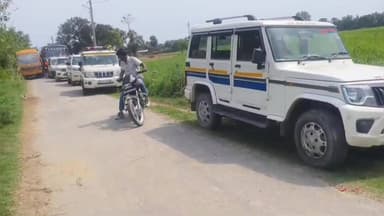 पीलीभीत: बूंदीभूड़ में शराब की दुकान खुलवाने पहुंची टीम पर हुआ हमला, 43 नामजद समेत 10-15 अज्ञात पर दर्ज हुआ मुकदमा