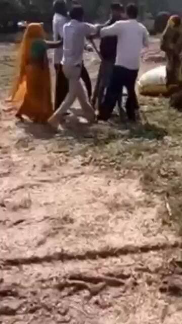 गुटकामऊ गांव में दो पक्षों में जमकर चले लाठी-डंडे, वीडियो सोशल मीडिया पर वायरल
